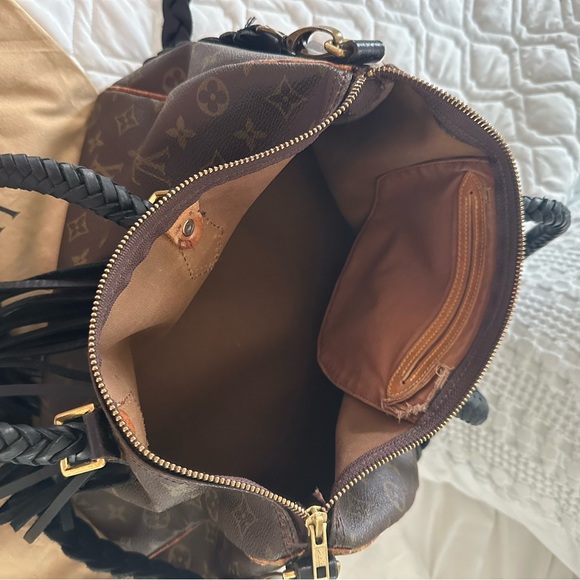 Vintage Boho Louis Vuitton crossbody - Picture 5 of 5